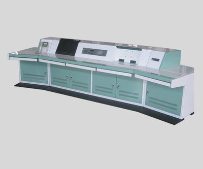 調度臺、控制臺、操作臺與監控臺 現代辦公環境中的核心設備